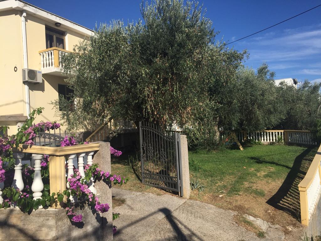Apartment Spuza 乌尔齐尼 外观 照片