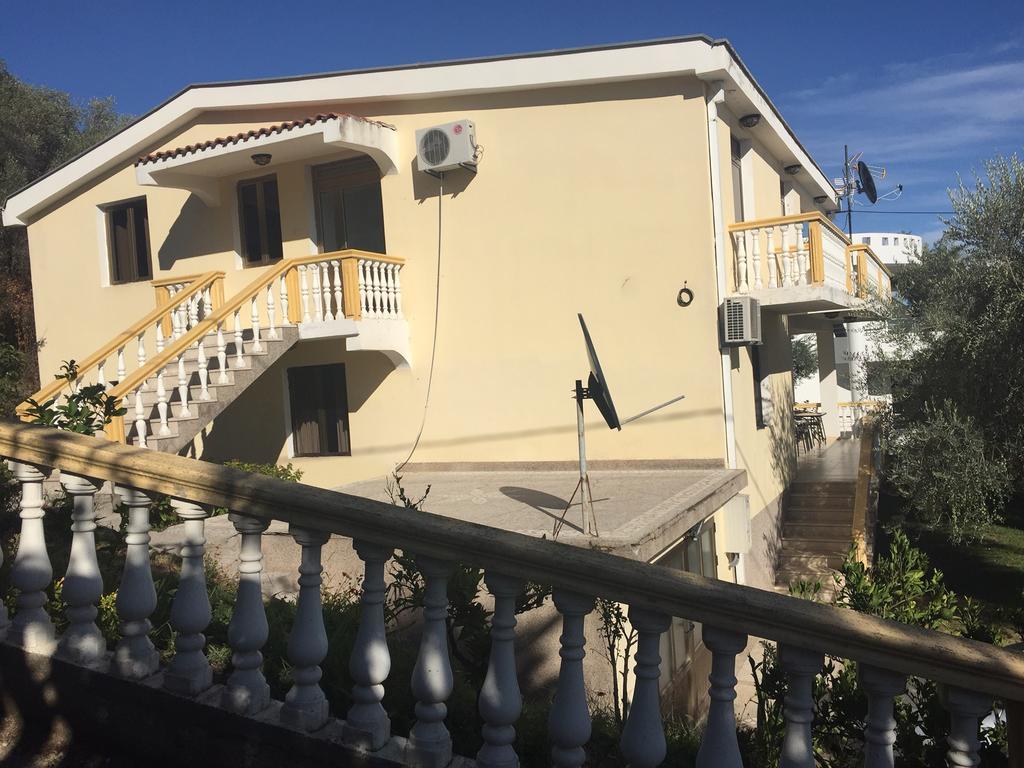 Apartment Spuza 乌尔齐尼 外观 照片